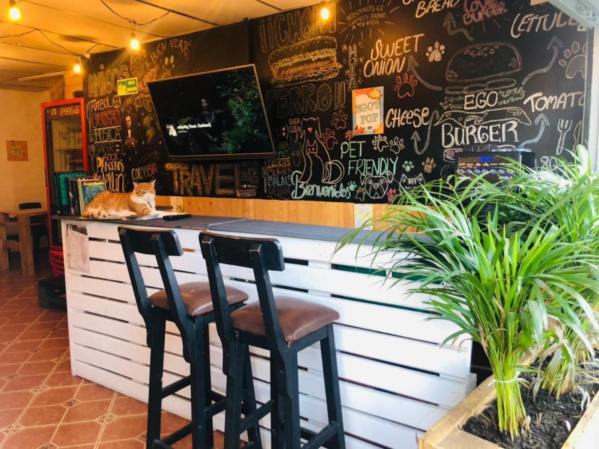 Casa Egos Pop Laureles Hotel Medellin Exterior photo